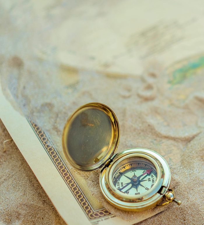 compass-in-sand